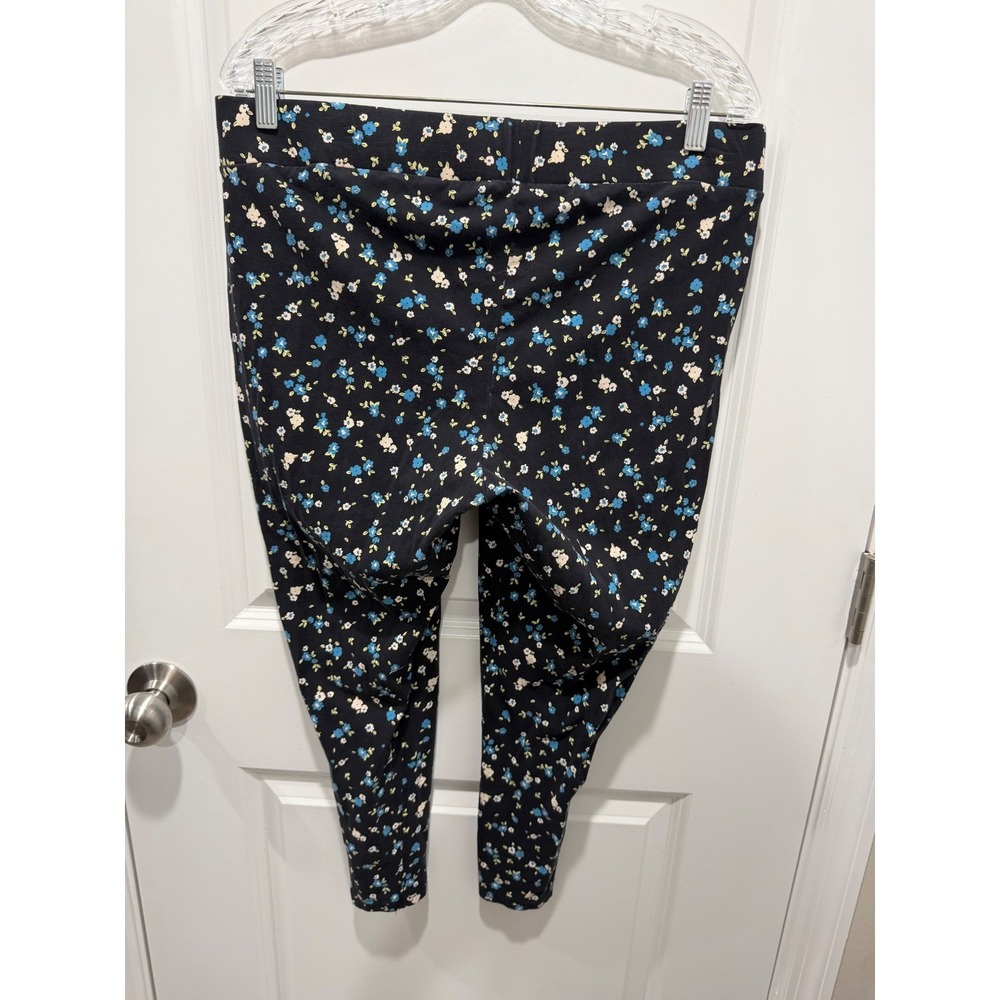 Torrid Womens Leggings Floral Print Black Size 2 - Picture 3 of 6